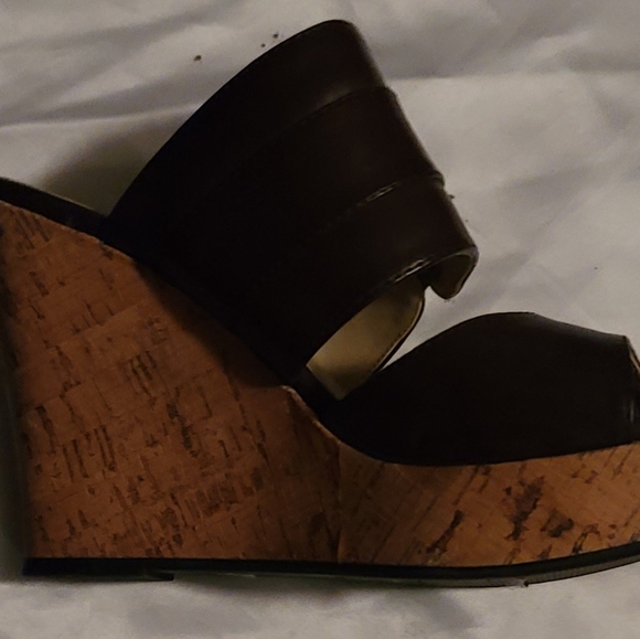 Liz Claiborne Wedge Sandles Brown leather size 6 - Picture 2 of 16